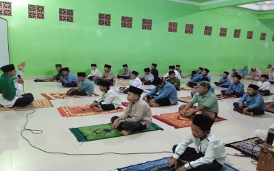 MI Nurul Athhar Gelar Istighosah Rutin: Doa Bersama untuk Keberkahan dan Kelancaran Belajar